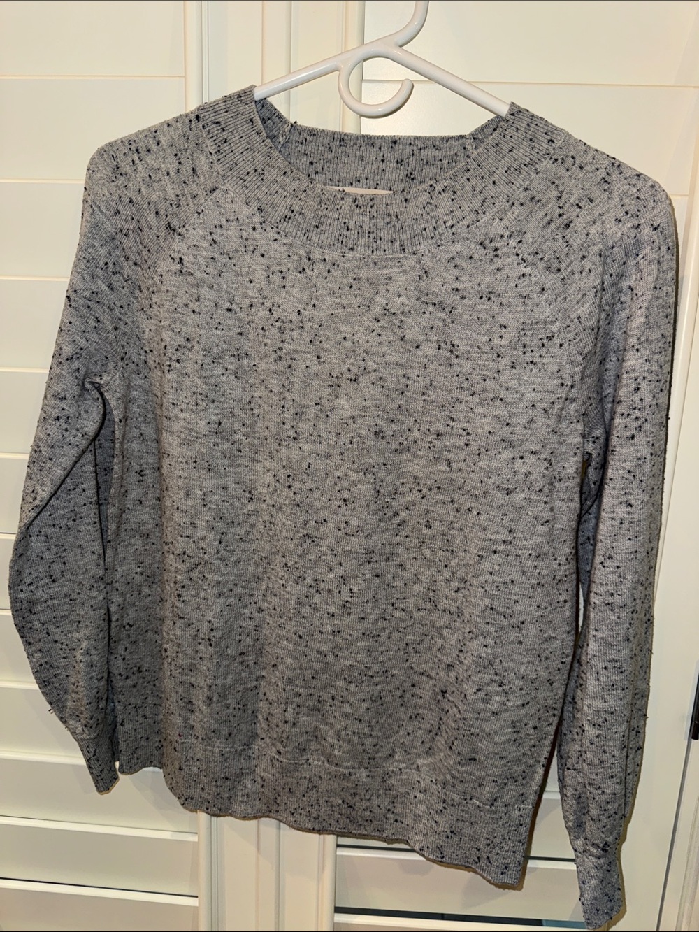 LOFT Gray Speckled Knit Pullover
